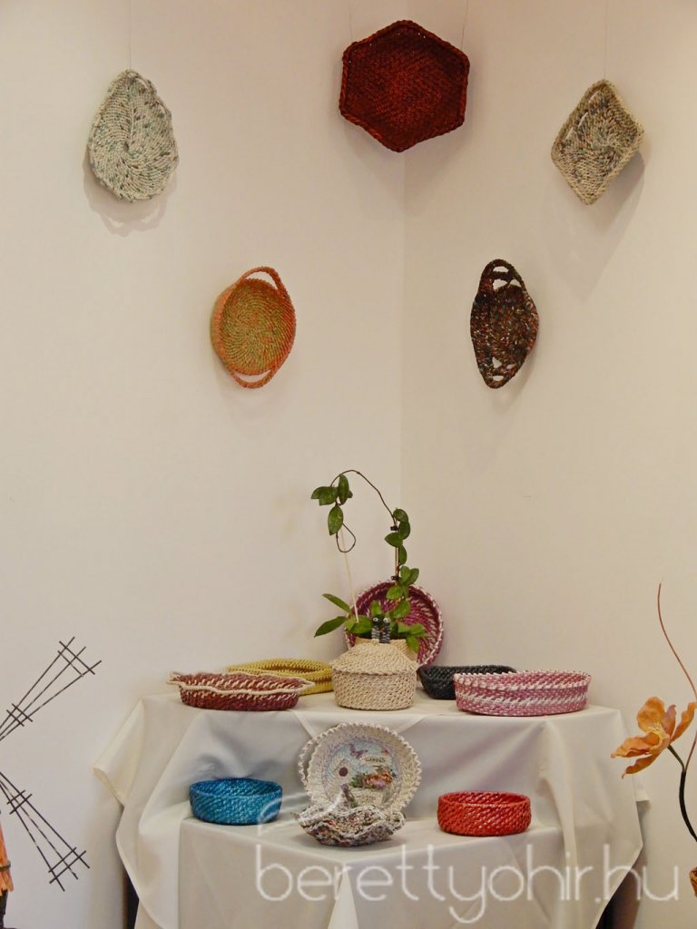 A berettyóújfalui papírfonó kör kiállítása 11